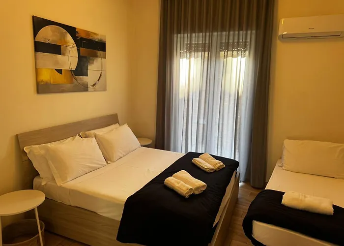 Luciano Colosseo Apartment
